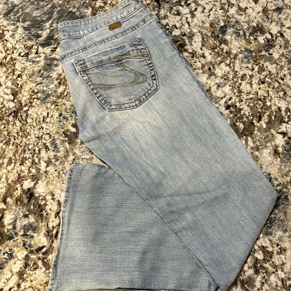 Silver Jeans Light Wash Blue Bootcut Jeans